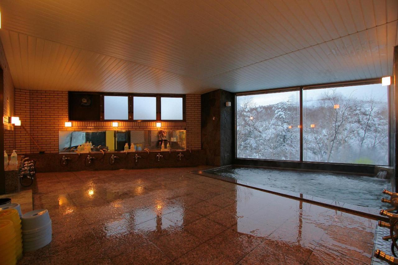 Hotel Araragi Yamanouchi  Zewnętrze zdjęcie
